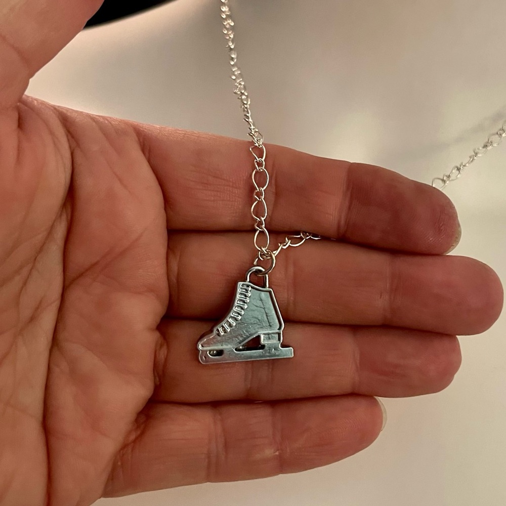 Coach Ice Skate Pendant .925 Sterling Silver Necklace - Picture 2 of 6